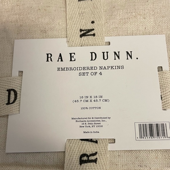 NWT Set of 4 Embroidered Rae Dunn Napkins BELIEVE MERRY FA LA LA SANTA - Picture 7 of 7